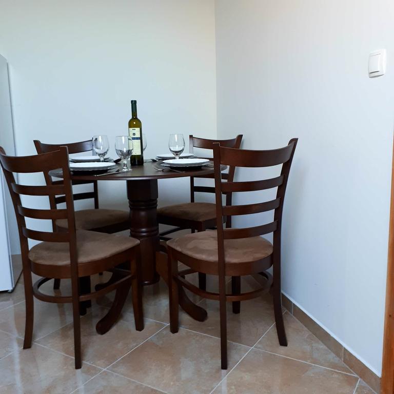Apartment Tea Нин Экстерьер фото